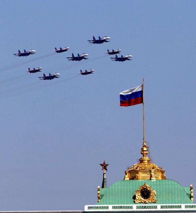 -Karsa重返赛场，大比分获胜首场状态出色，德国队观众沸腾！